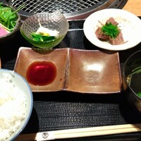 柳橋焼にく わにく - 