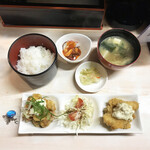 がばちょ - 今日サービスランチ（チキン南蛮と平目とカキのフライ）（750円）