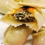 岐州 - 焼餃子のアップ