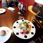 フレンチ ビストロ lemidi - 前菜７種＆グラス赤ワイン＆プティパン