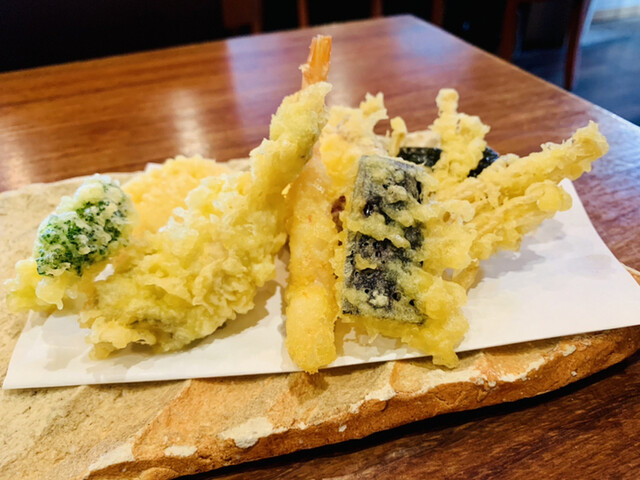 蕎麦（サクラ10セット） 楽天市場】十割蕎麦 4人前 生そば (贈答用梱包