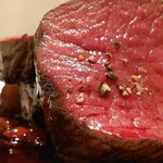 ラチュレ - 鹿肉アップ。これもまた食べたくなる。