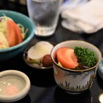 とん唐てん - 白い親子丼かまくらと上ひれのサラダ達