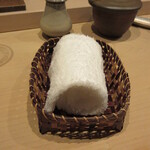 寿司つばさ - 最後のおしぼり