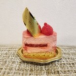 イデミスギノ - フリュイルージュ（カット）