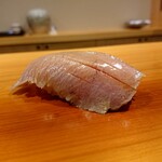 鮨 あらい - ブリ