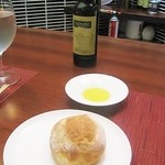 祗園245 - 自家製パンとオリーブオイル
