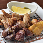 Charcoal-grilled free-range chicken “Kirishima chicken” mix!