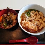 築港麺工房 - 令和3年1月
本日のうどん定食
鶏天きざみうどん＋卵かけご飯 690円