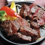 국산 쇠고기 150g과 하라미 스테이크 콤보