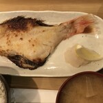 魚に鍋に炭火焼 いちかわ藤 - 