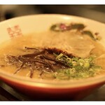 博多ラーメン ガツン - ガツンラーメン(博多豚骨)