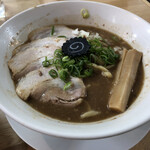 ぶたのほし - 相変わらずのギットリ感！ナルトが黒に変わってる。