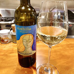 ヴィネリア グーフォ - グラスワイン白