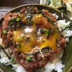 居喰処 光 - 2021/01/14
      本日の日替り まぐろユッケ丼 500円