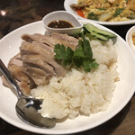 タイ料理 タァナムタイ - 