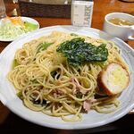 東京カフェレストラン フレスカ - 本日のパスタ（超大盛り）970円（ツナと小松菜の和風パスタ）