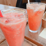 ラ トラットリア エストルト - 