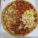 ドミノ・ピザ - 料理写真:クワトロ・ニューヨーカー!