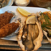 梅田 ワーフ - 牡蠣フライと焼き牡蠣