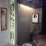 PIZZERIA CAPOLI - 真のナポリピッツァ協会　認定店　ＰＩＺＺＥＲＩＡ　ＣＡＰＯＬＩ　エントランス