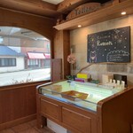 ルマン洋菓子店  - 内観