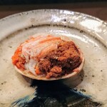 すし処 みや古分店 - 香箱蟹、甲羅に身と内子、外子を盛り、下には蕪のすり流し