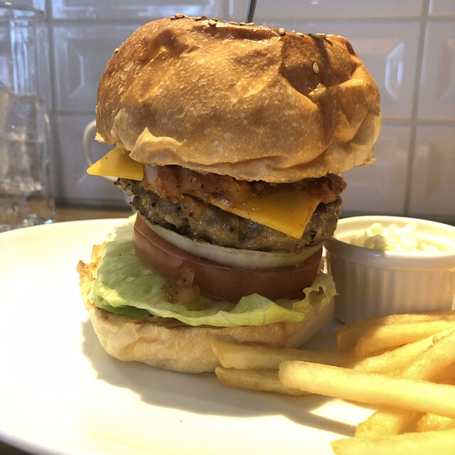 エアーズバーガー カフェアンドデリバリー Airs Burger Cafe Delivery 清澄白河 ハンバーガー 食べログ エアーズバーガー カフェアンドデリバリー Airs Burger Cafe Delivery 清澄白河 ハンバーガー 食べログ
