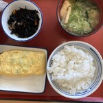 明石鳥羽食堂 - 出汁巻・ひじき・小ご飯・味噌汁