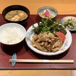 Izakaya Tanuki - [ランチ]しょうが焼き定食