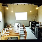 ジーニャ - 店内