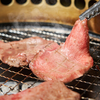 蘭コース 全8品飲み放題付き 5000円 本生わさびカルビ 肉厚ハラミ せせりバジルなど人気メニューを集めたお得なコース 昼宴会も受付中 吟味焼肉 じゃんか 道玄坂 渋谷 焼肉 食べログ 蘭コース 全8品飲み放題付き 5000円 本生わさびカルビ 肉厚ハラミ せせりバジルなど人気メニューを集めたお得なコース 昼宴会も受付中 吟味焼肉 じゃんか 道玄坂 渋谷 焼肉 食べログ