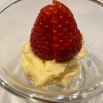 日本ばし さく間 - いちご のデザート