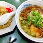 唐獅子 - 心意気のチャーハン·ラーメンランチ500円。