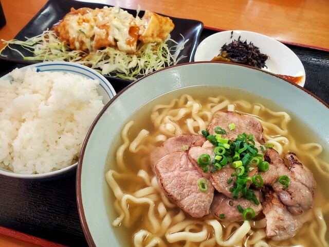 くわっちぃ食堂 青空 北中城店 北中城村 定食 食堂 食べログ