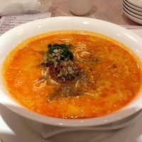 四川料理 龍の子 - 担々麺