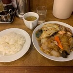 南海飯店 - かたい焼ソバ＋ライス