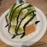 MouMou Cafe - 濃厚クリームのシフォンケーキ(抹茶求肥)