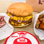 ミッケラー カンダ - チーズバーガートリプルセット 1,700円