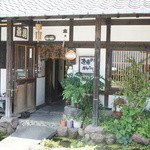 速魚川 - 茶房の入り口。