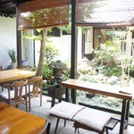 速魚川 - お庭がきらきら。