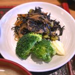 さくら本店 - (ﾗﾝﾁ)さくら定食 変わり鉢：五目ひじきとブロッコリー　2021.1.14
