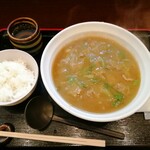 かぎ卯 - 「肉カレーうどん&白いごはん」1180円