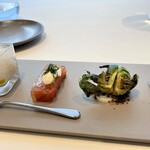 Ristorante Ecru - 前菜盛合わせ
                ◉ボタン海老 ゆり根のピュレ アメリケーヌソース
                ◉フルーツトマトのテリーヌ 自家製リコッタチーズ
                ◉芽キャベツのフリット バーニャカウダソースのクランブル
                ◉寒鰆カルパッチョ 酢橘の泡