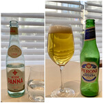 Ristorante Ecru - 右：イタリアのビール、PERONI
      さっぱりとした爽やかな飲み口で、スッキリとした余韻が良いです♬
      左：アクアパンナ（ミネラルウォーター）