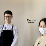 Ristorante Ecru - シェフ：下窪氏とスタッフさん
      素晴らしい料理とサービス、ありがとうございました<(_ _)>