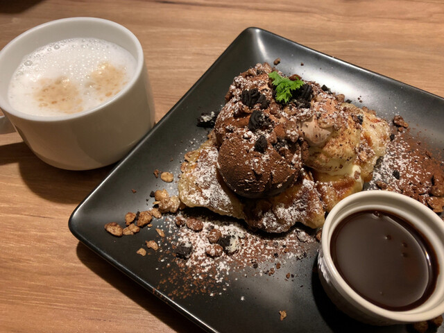 ベビーフェイスプラネッツ 四日市笹川店 西日野 カフェ ネット予約可 食べログ