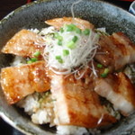 源喜屋 - プラチナポーク、肉厚で美味！