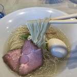 宍道湖しじみ中華蕎麦 琥珀 東京本店 - 麺リフト　つるつる