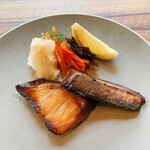 お出汁とお魚 スズノネ - 